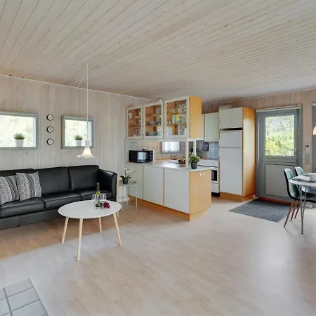 Holiday home Lippi - 2-3km From The Sea In Western Jutland By Interhome *