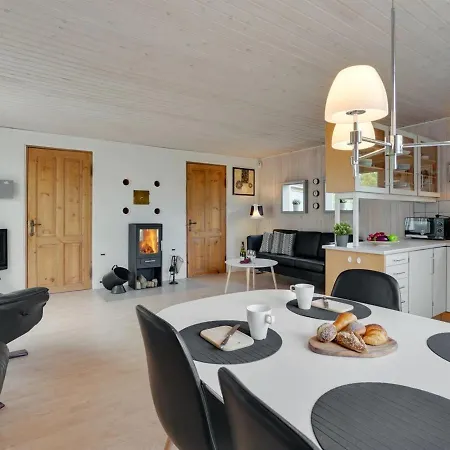 Holiday home Lippi - 2-3km From The Sea In Western Jutland By Interhome *