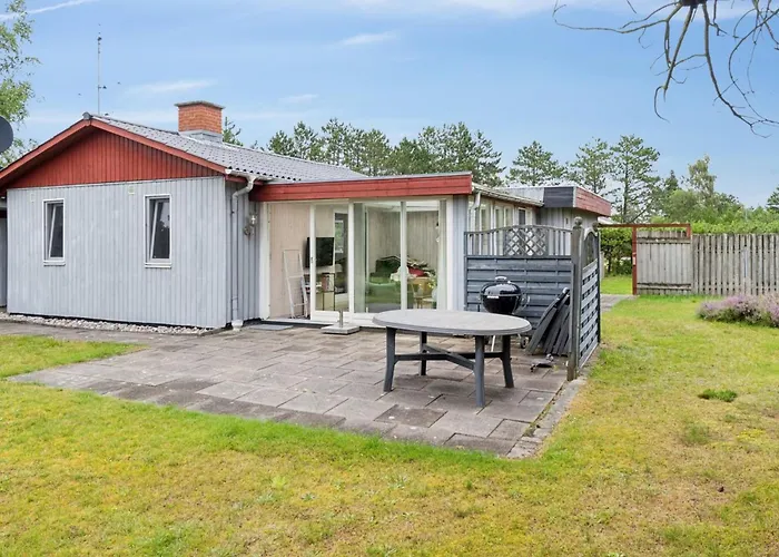 Lippi - 2-3km From The Sea By Interhome Hébergement de vacances *